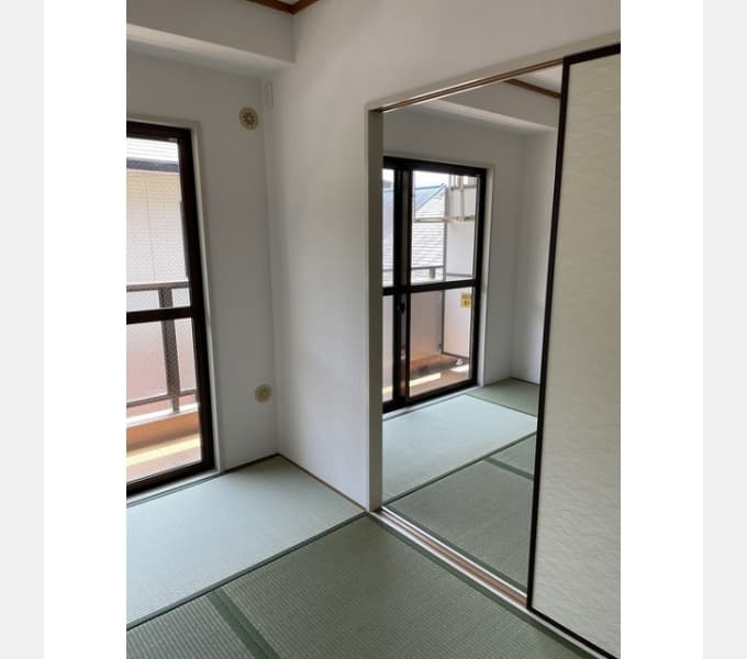 Room image 14