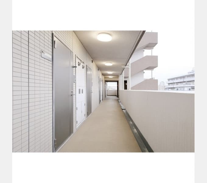 Room image 13
