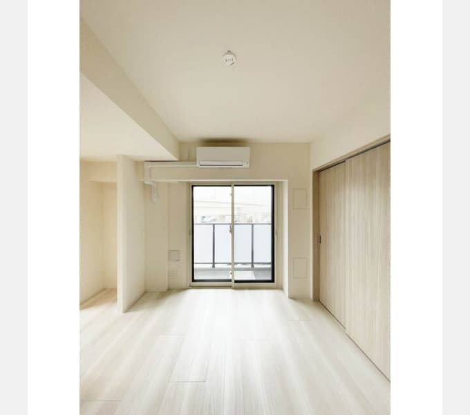Room image 15