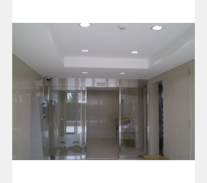 Room image 15