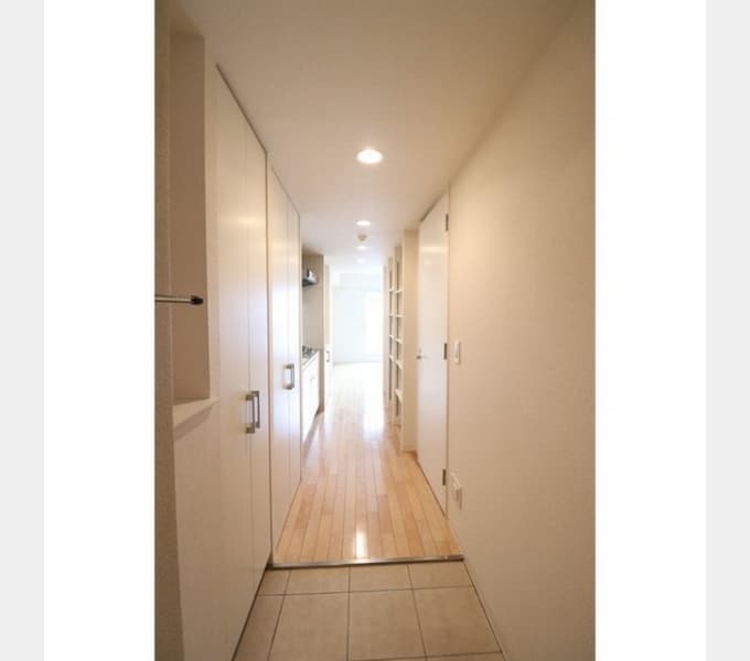Room image 15