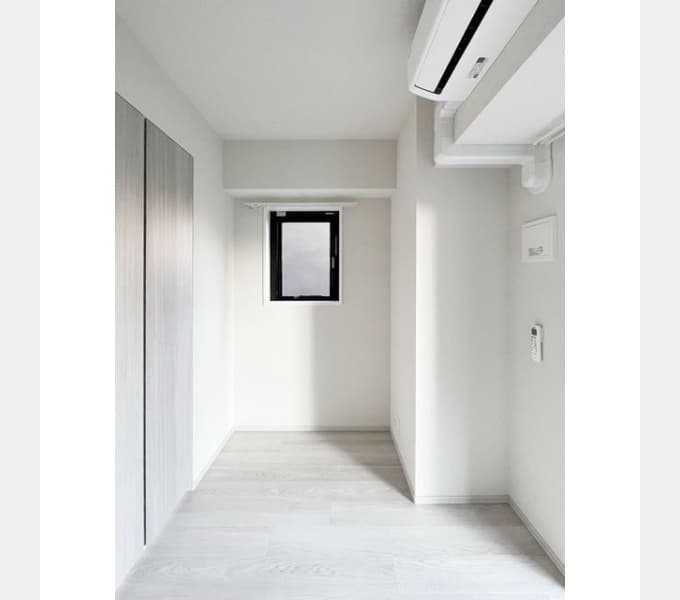 Room image 14