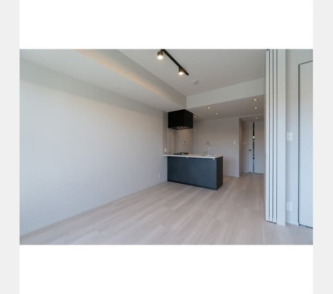 Preview interior of open bloom wako