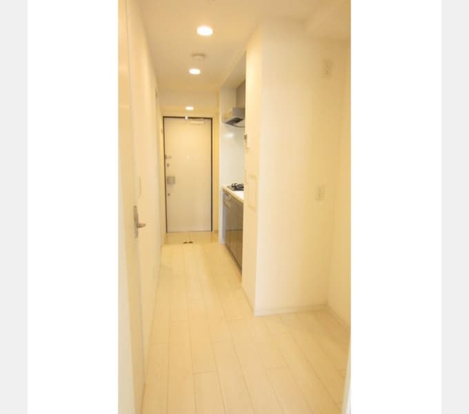 Room image 8