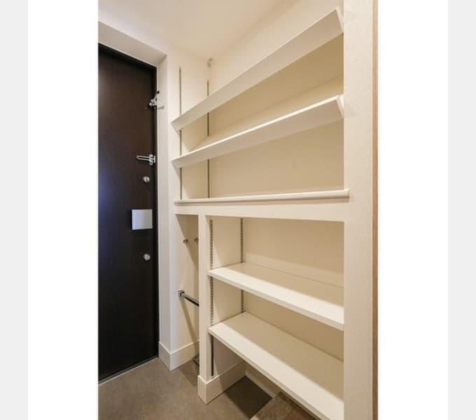 Room image 13