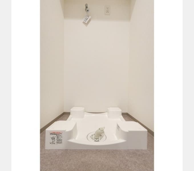 Room image 15