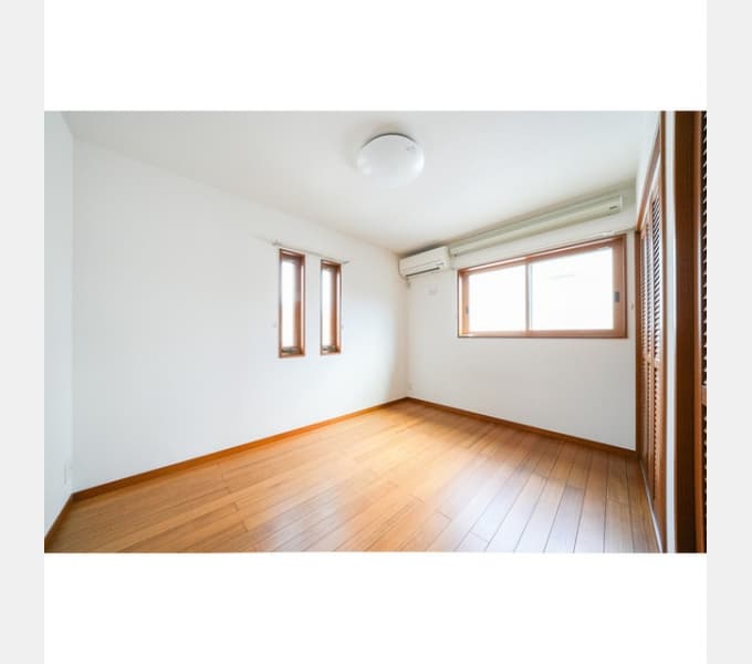 Room image 14