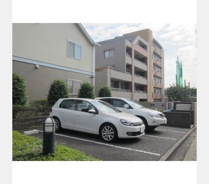 Preview interior of Maple Court Eda