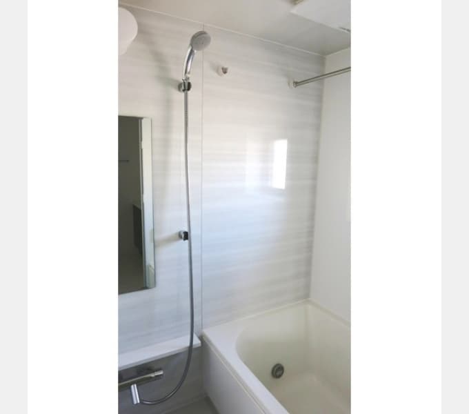 Room image 12