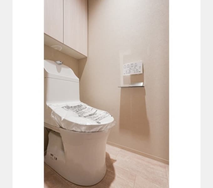 Room image 8