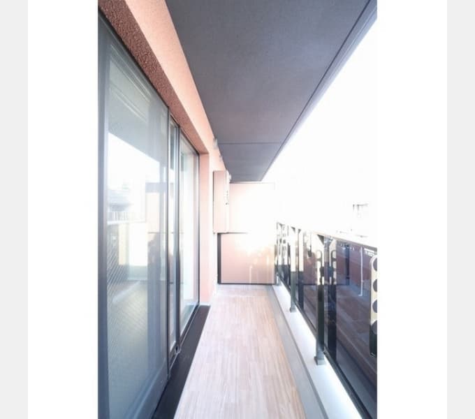 Room image 10