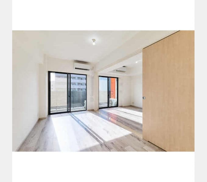 Room image 12