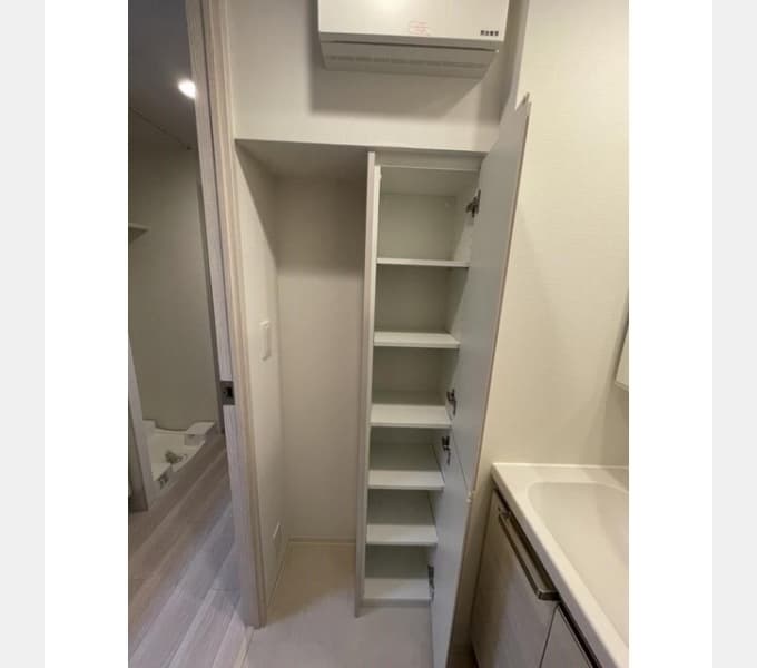 Room image 14