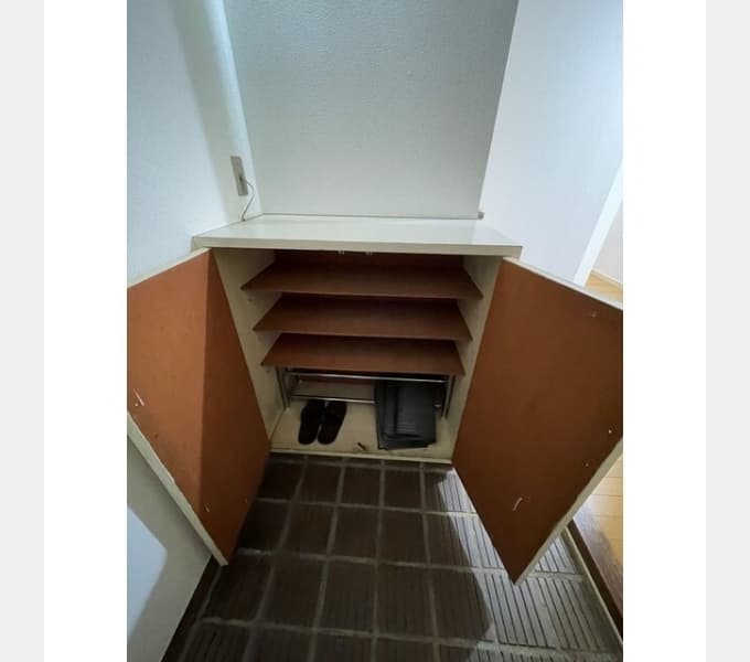 Room image 8