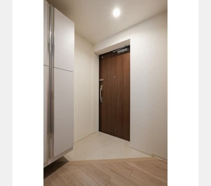 Room image 11