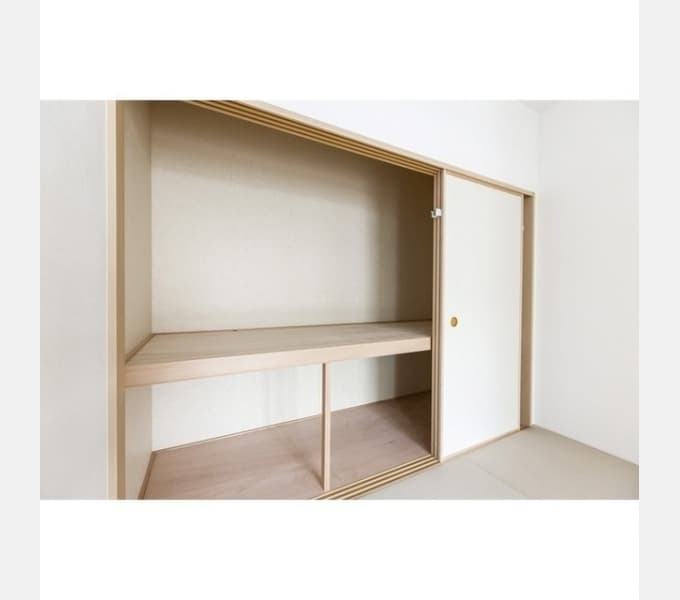 Room image 16
