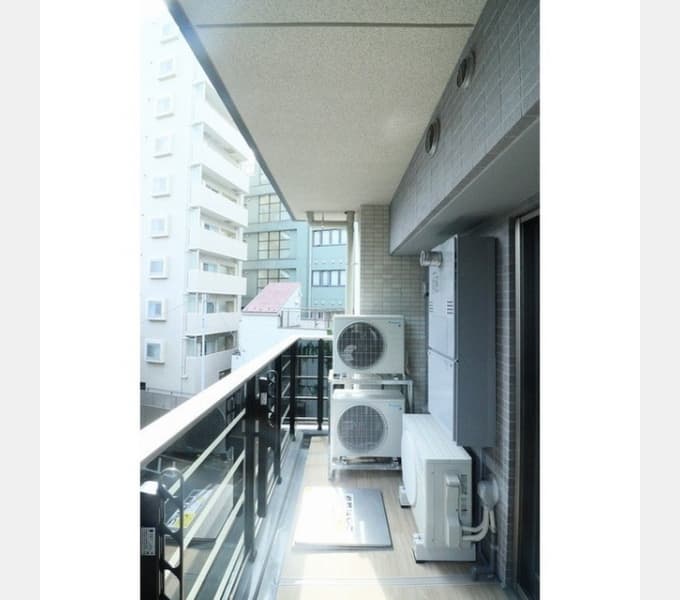 Room image 10
