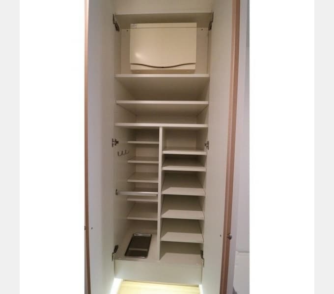 Room image 12