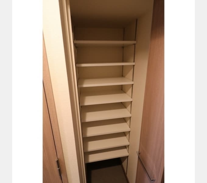 Room image 13