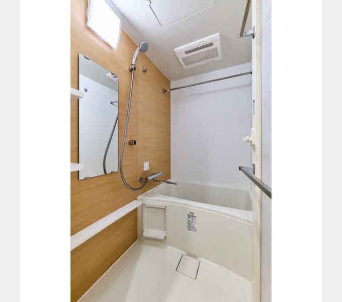 Room image 9