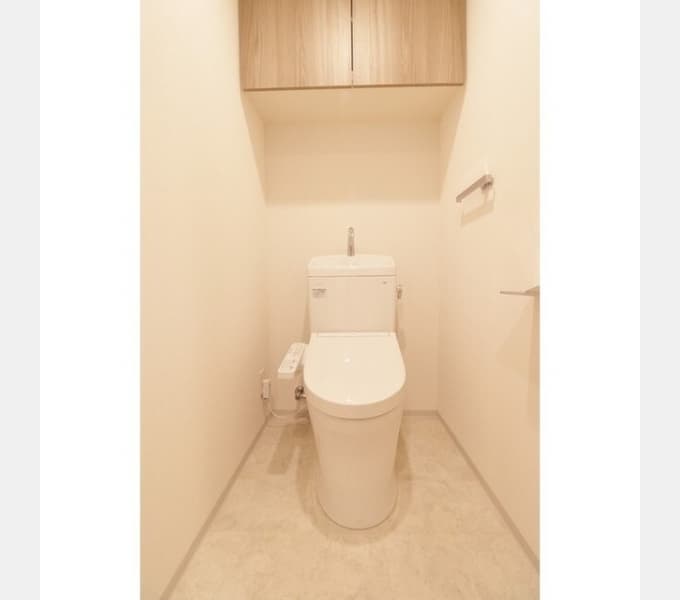 Room image 8