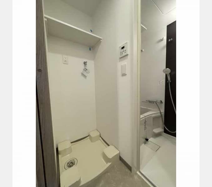 Room image 14