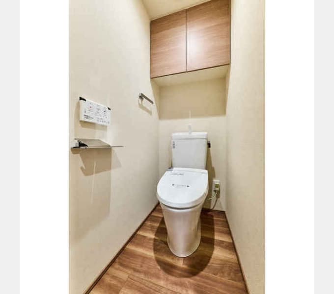 Room image 8
