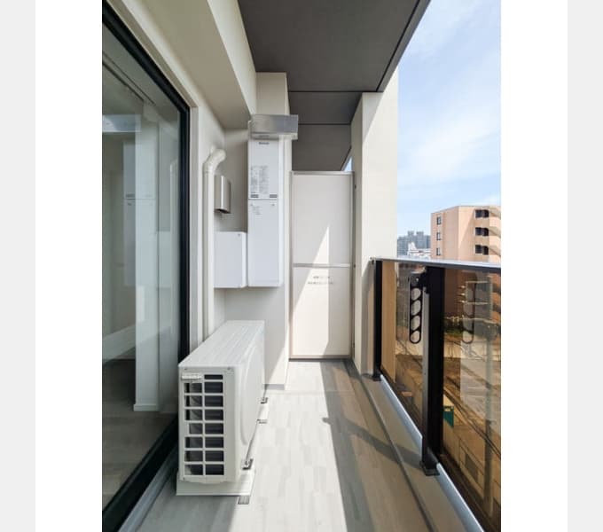 Room image 10