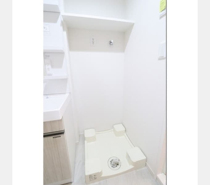 Room image 15