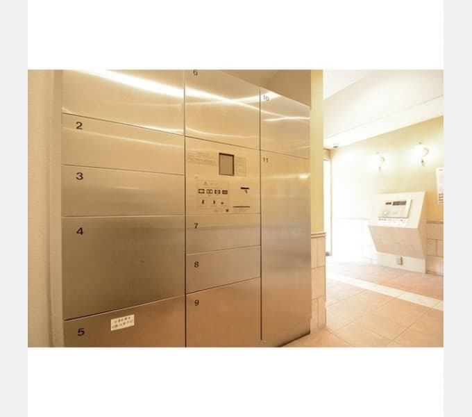 Room image 12