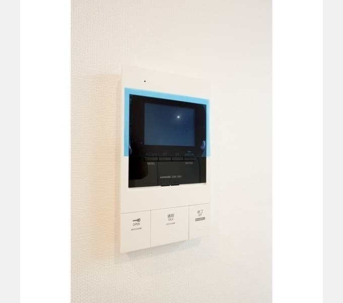 Room image 11