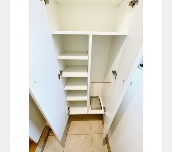 Room image 16