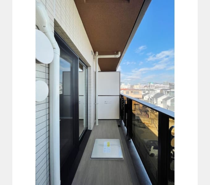 Room image 10