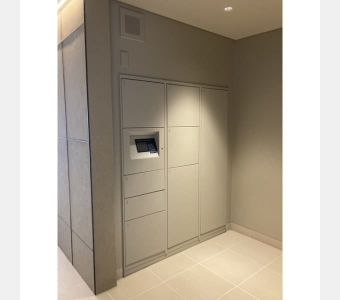 Room image 8