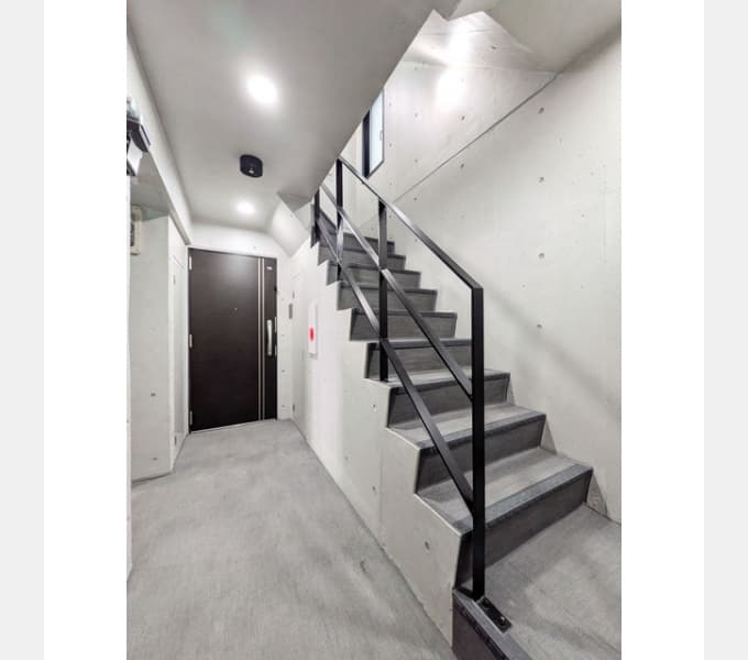 Room image 15