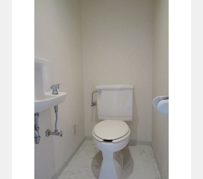 Room image 9