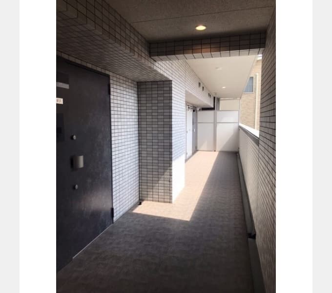 Room image 15