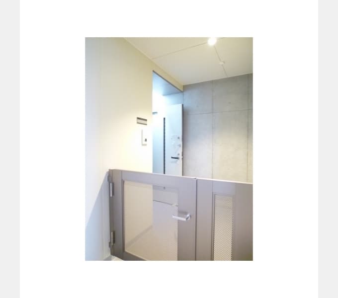 Room image 11