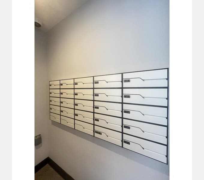 Room image 13