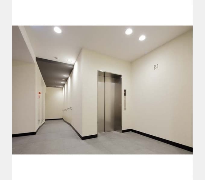 Room image 16
