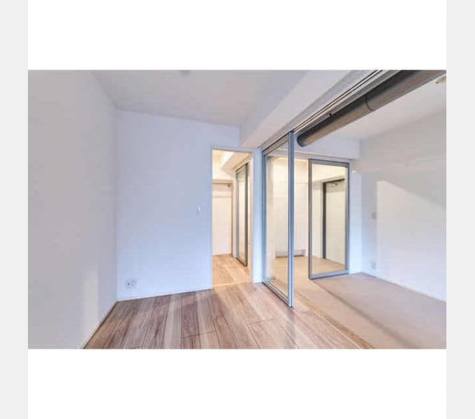 Room image 13