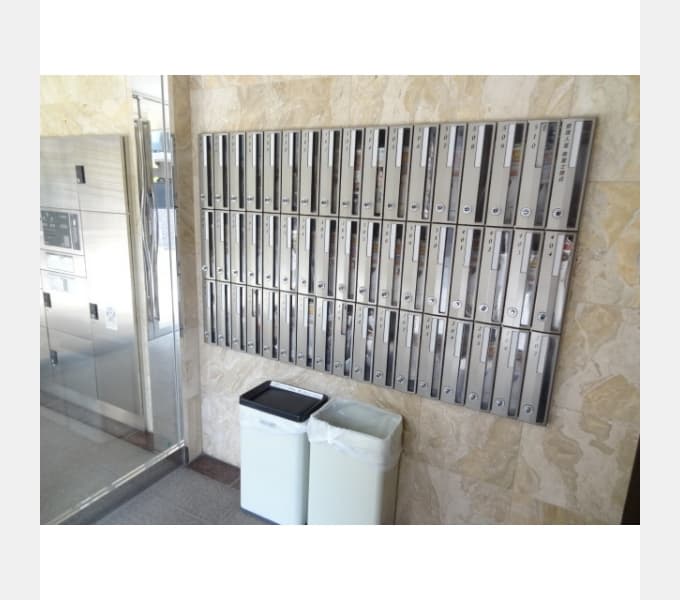 Room image 15