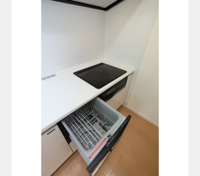Room image 13