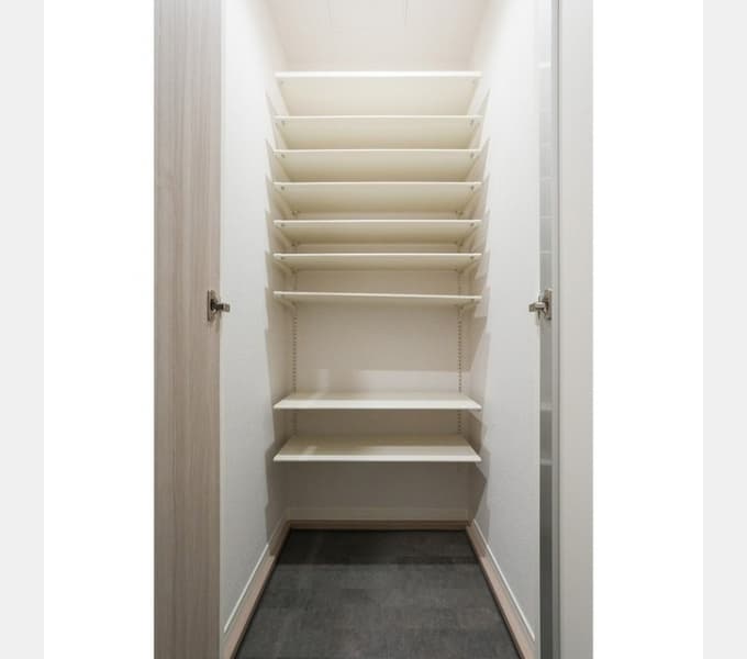 Room image 15