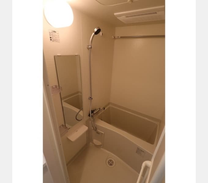 Room image 10