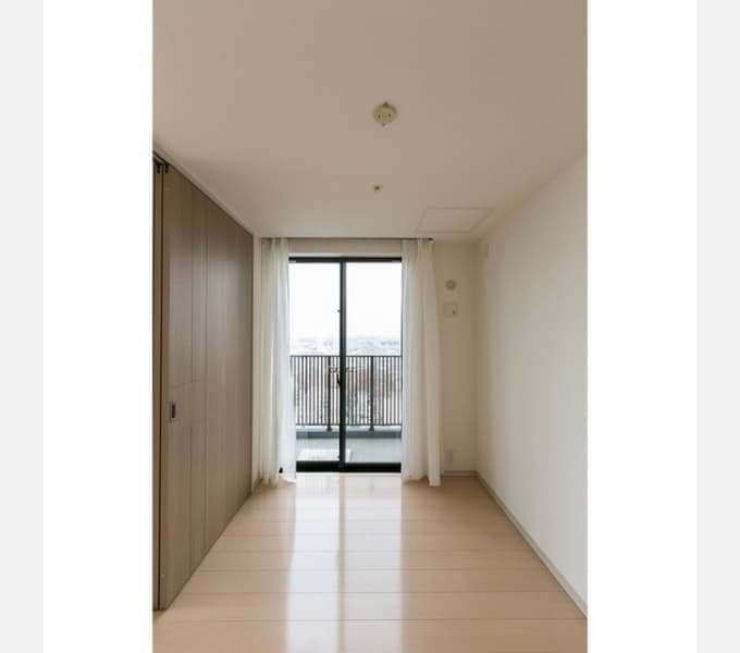 Room image 14