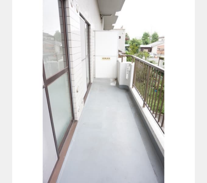 Room image 13