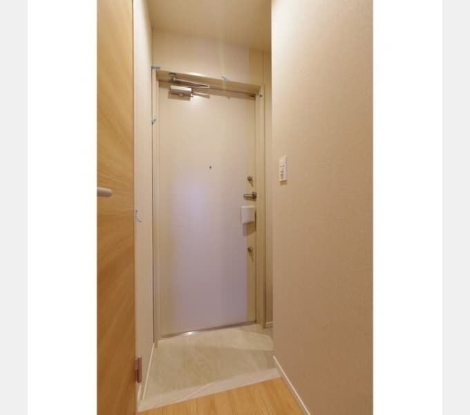 Room image 10