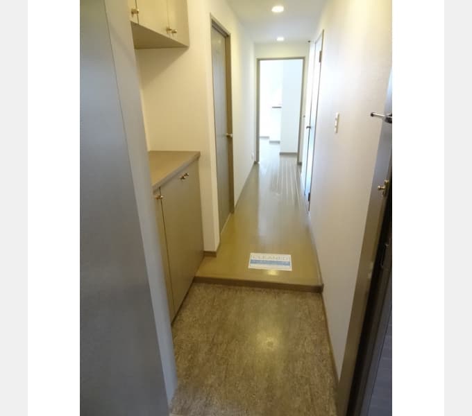 Room image 13