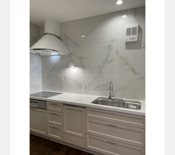 Room image 15